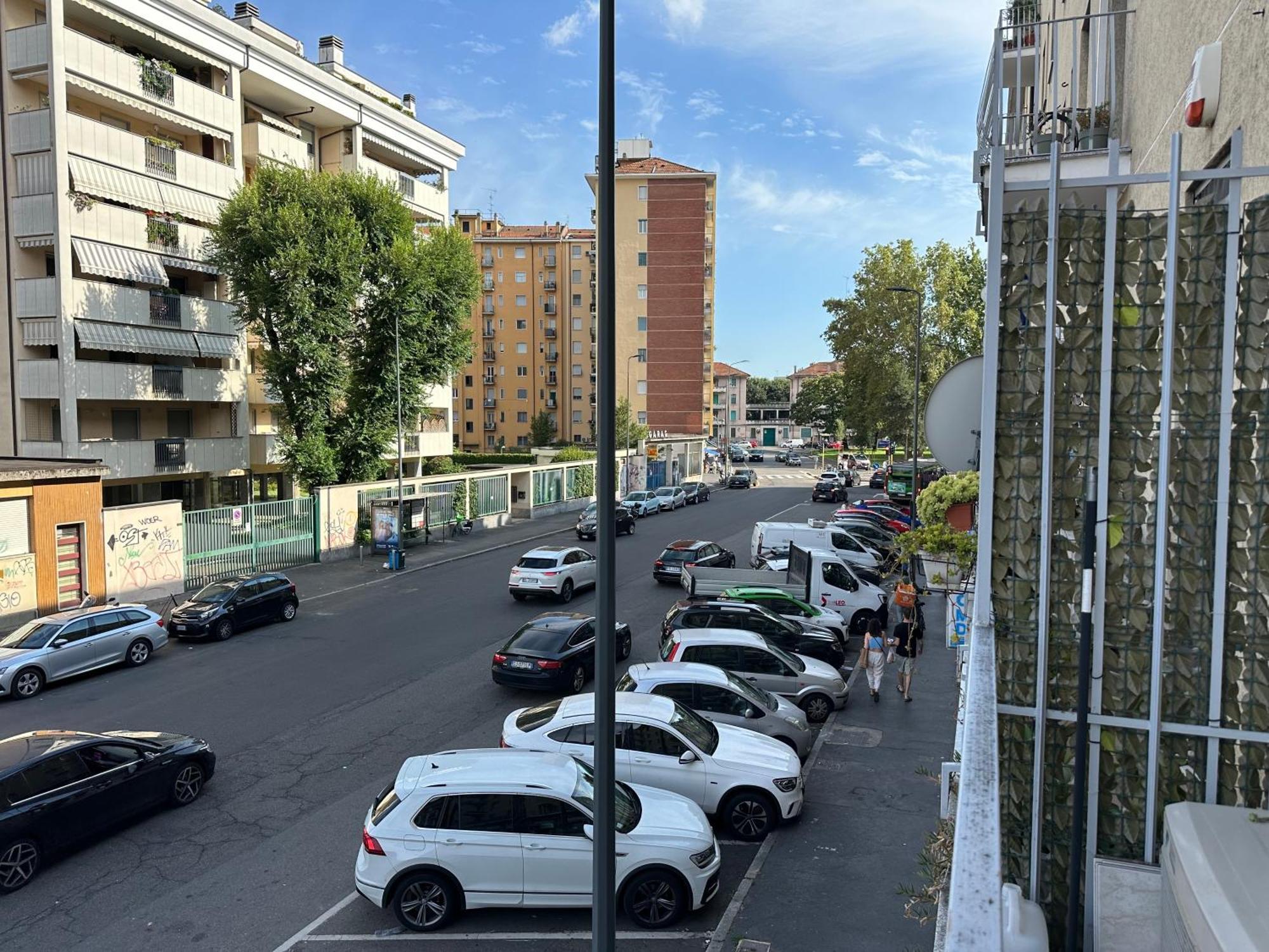 Confortevole Appartamento Milán Exterior foto